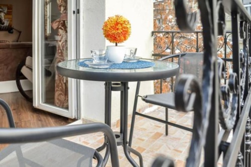 Two Bedroom Luxury Apartment in top center 4 Flat Manager Booking