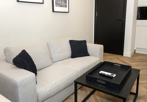 Center оf Varna: 1BD  with terrace & desk 9 Flat Manager Booking