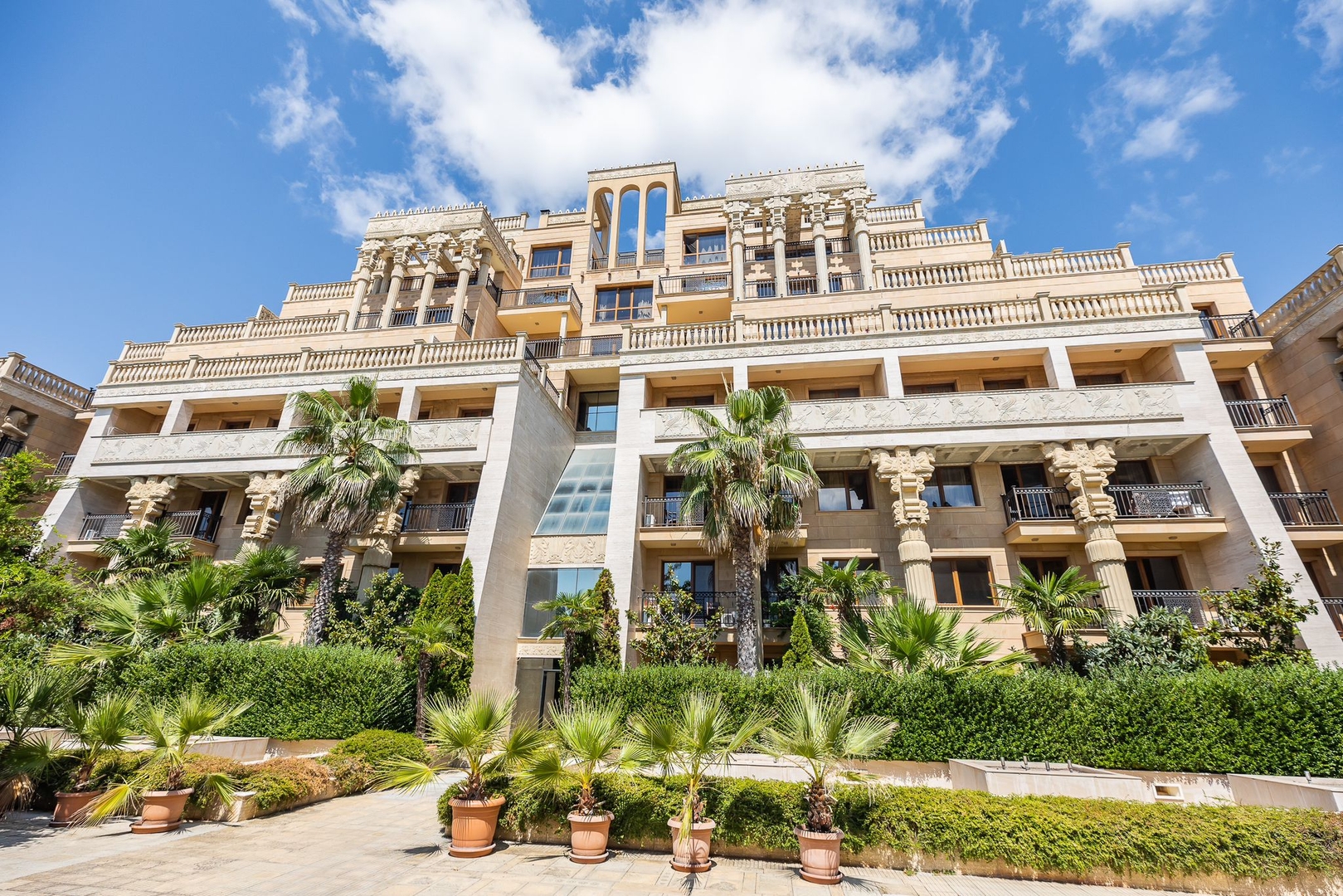 Elegant Apartment with Balcony in Argisht Palace 4 Flat Manager Booking