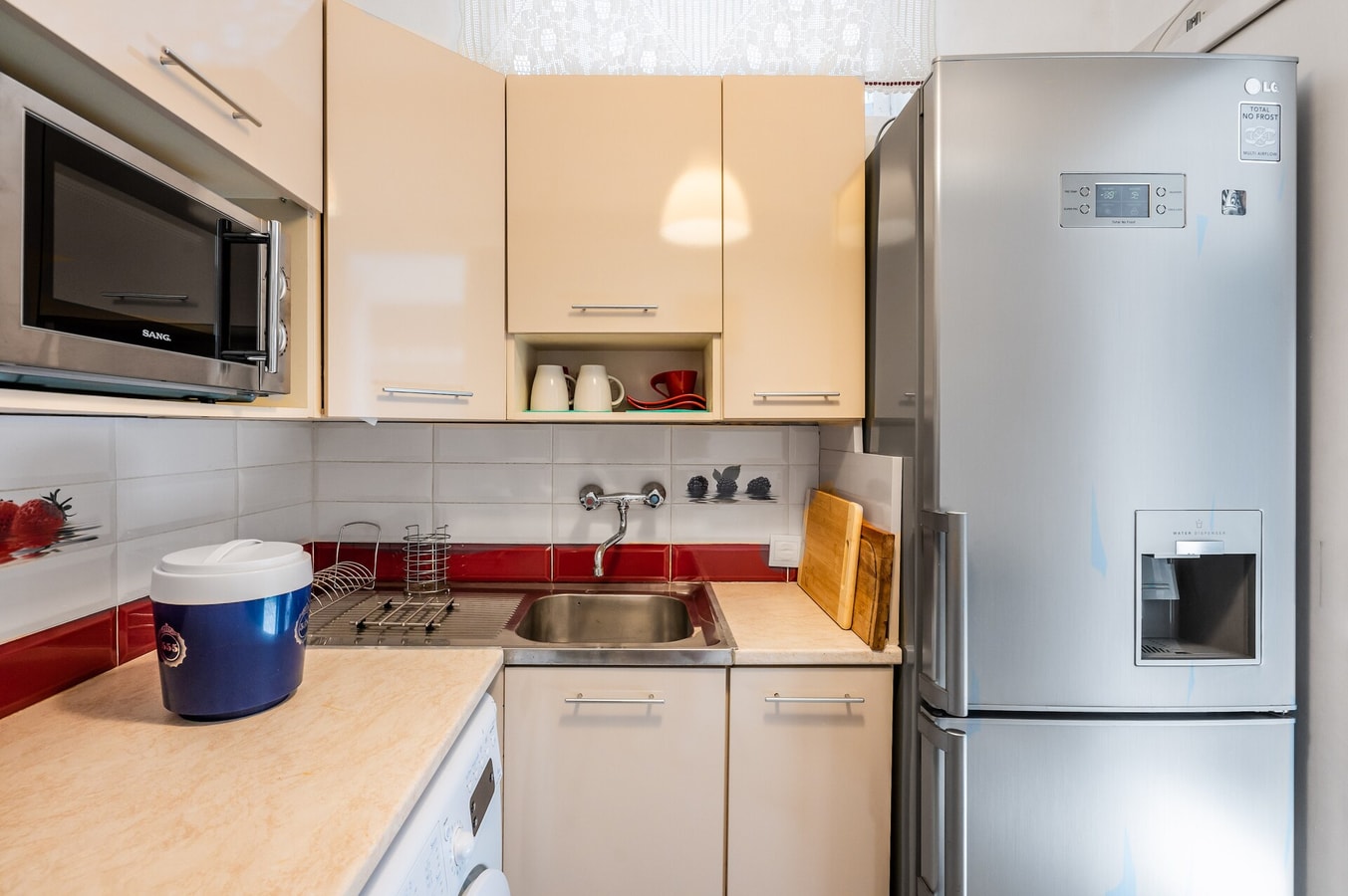 Prime Location in City Center I The Blue Art Spot 12 Flat Manager Booking
