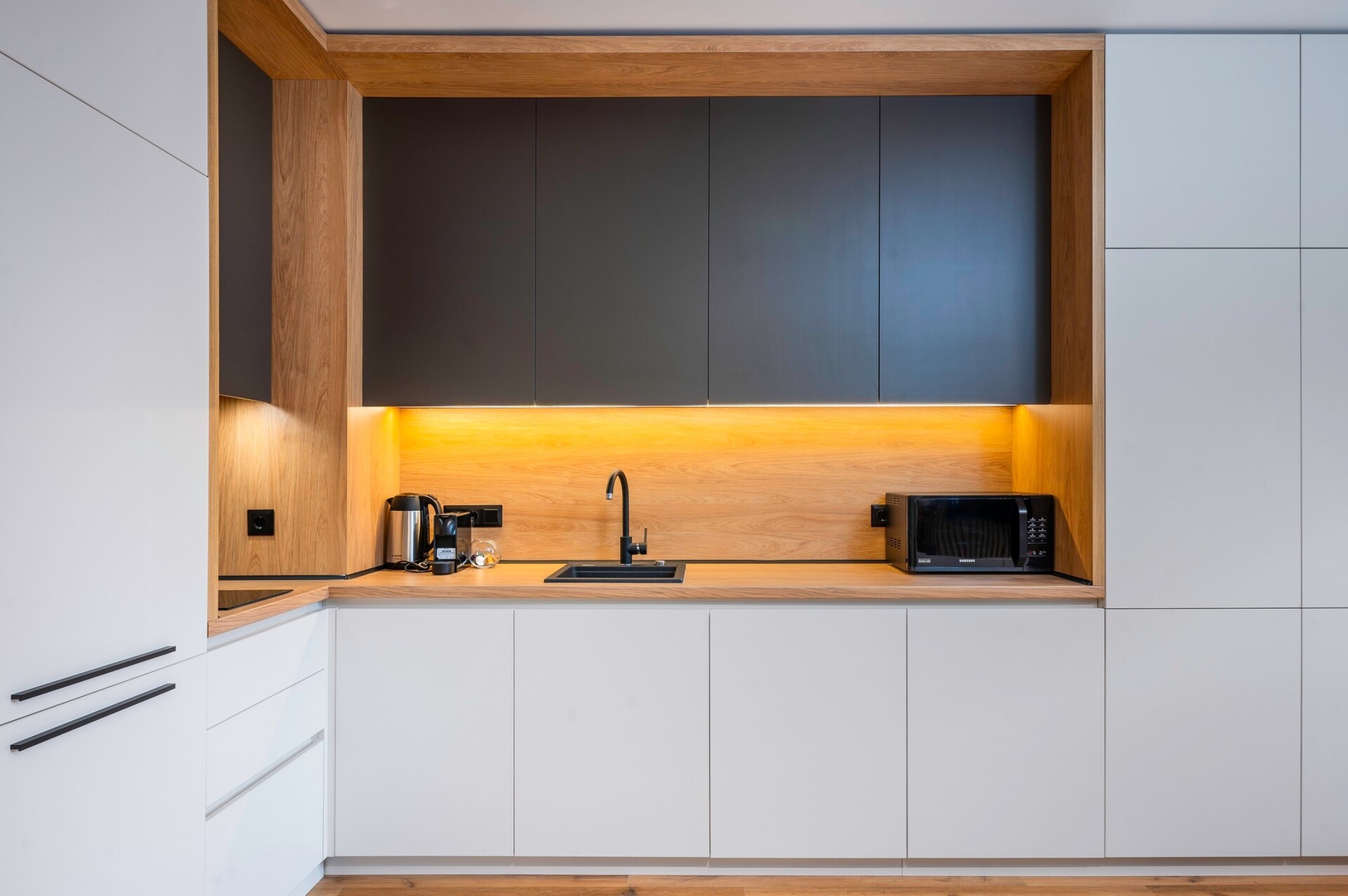 Aviva Living - 3 x Studios with Free Parking 0 Flat Manager Booking