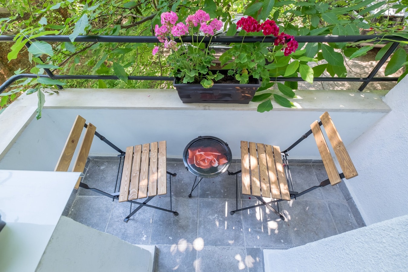 Vitosha Str Apt - Your Perfect Place to Stay 3 Flat Manager Booking