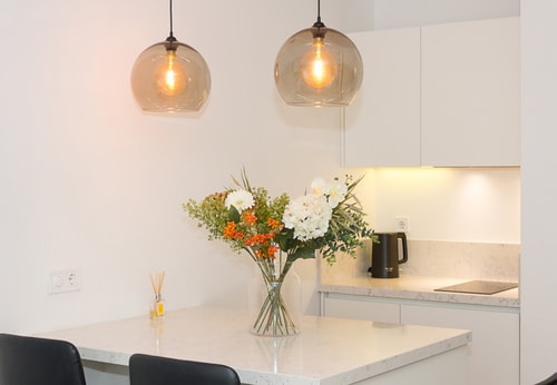 Serenity ~ 2BD Apartment with Balcony & Desk 5 Flat Manager Booking