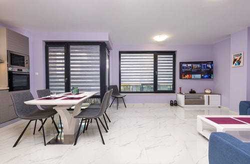 The Purple 1DB Apartment with a Parking Spot 2 Flat Manager Booking