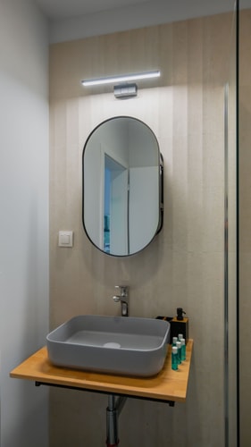 Aviva City Stay – Yellow Vibe Studio 14 Flat Manager Booking