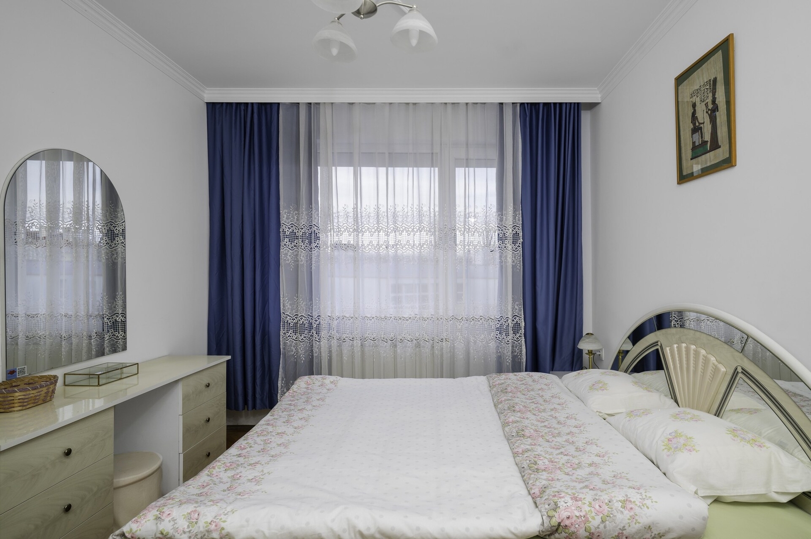 Cozy 2BD Apartment close to South Park 1 Flat Manager Booking
