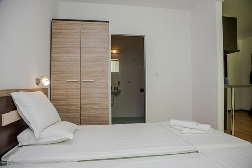 Clara Studio at an Irish run family hotel 18 Flat Manager Booking