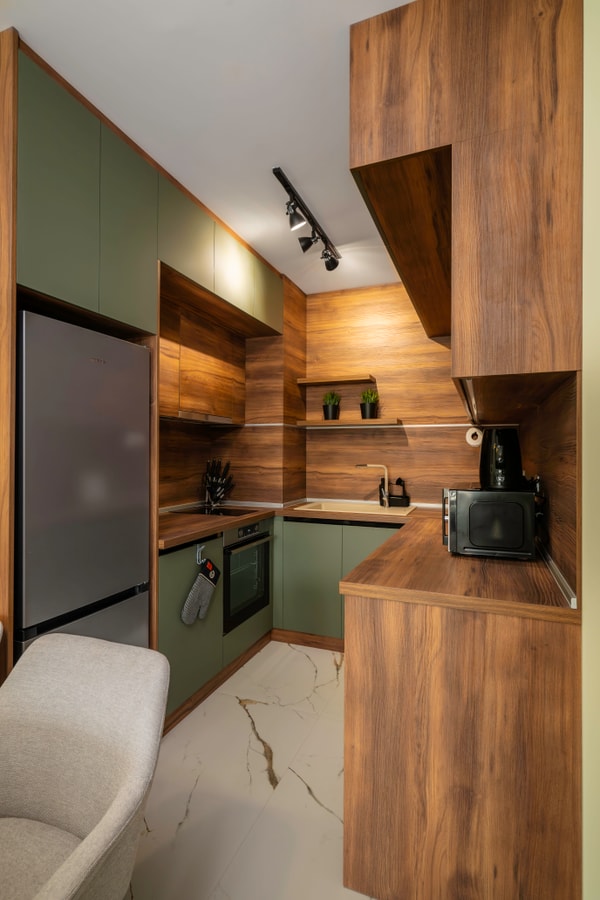 Stylish Urban Haven with Dedicated Parking Spot 8 Flat Manager Booking
