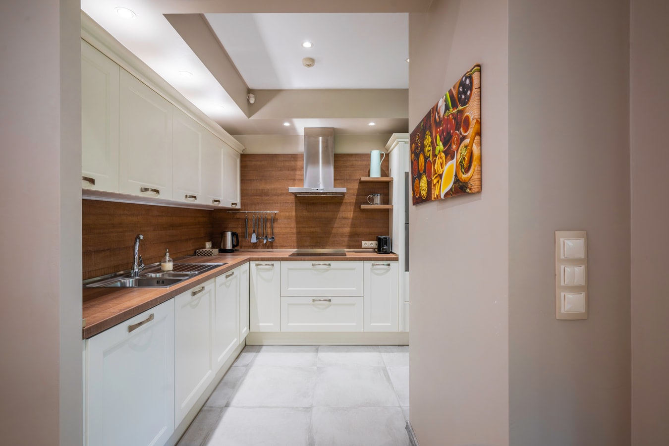 Elegant Escape in The Heart of The City 9 Flat Manager Booking