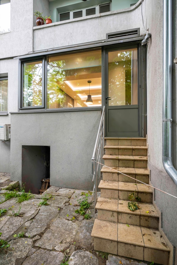 Elegant Escape in The Heart of The City 30 Flat Manager Booking