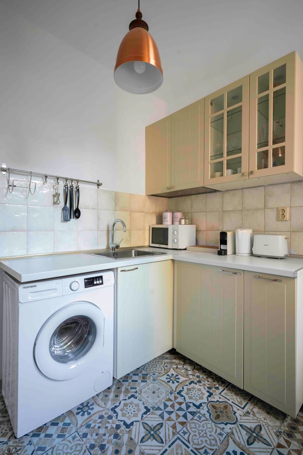 Quiet and Central: 1BD Next to NDK & Vitosha Blvd 6 Flat Manager Booking