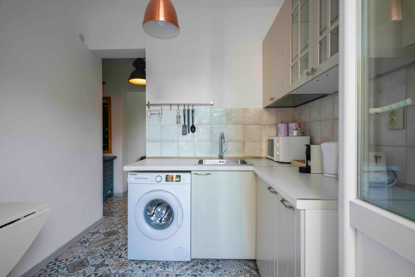 Quiet and Central: 1BD Next to NDK & Vitosha Blvd 7 Flat Manager Booking