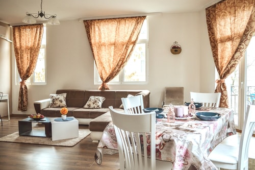 Two Bedroom Luxury Apartment in top center 0 Flat Manager Booking