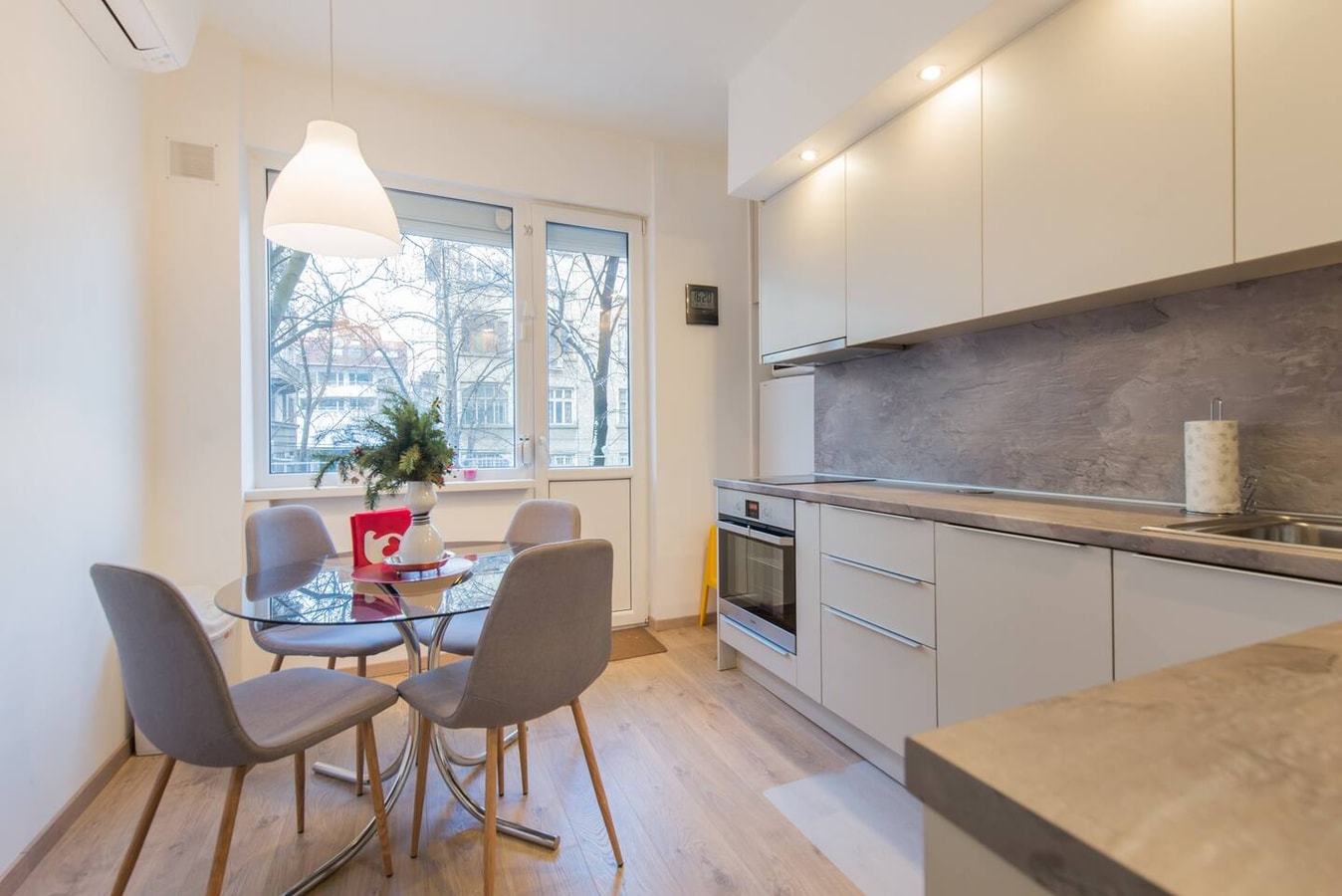 CHIC and Spacious Apartment in Central Sofia 2 Flat Manager Booking