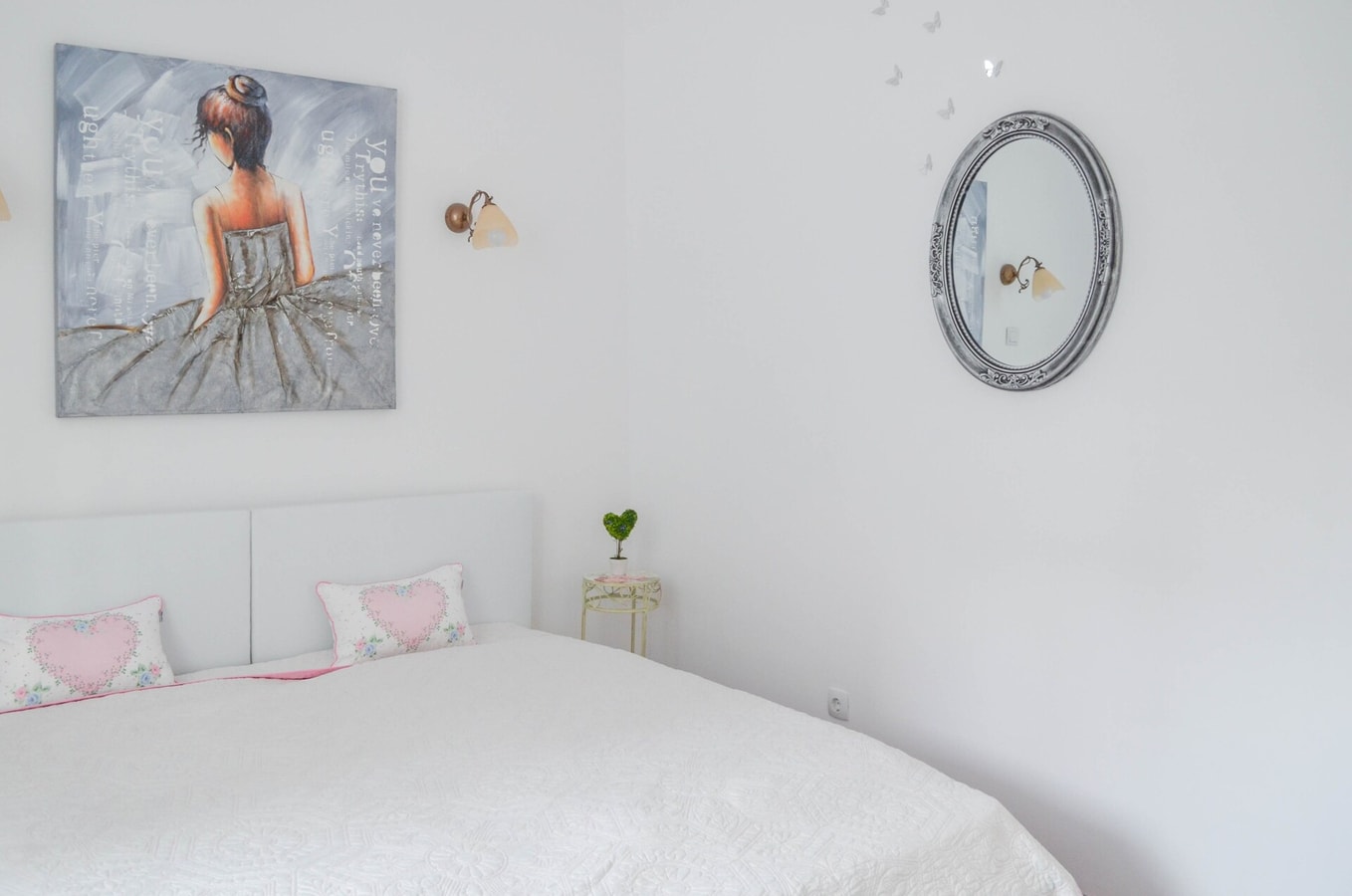Two Bedroom Luxury Apartment in top center 32 Flat Manager Booking