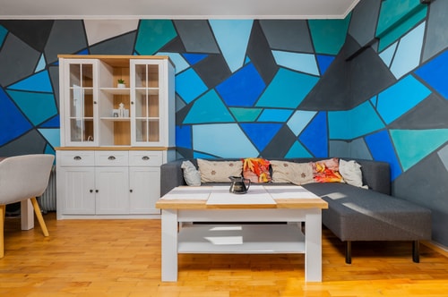 Prime Location in City Center I The Blue Art Spot 5 Flat Manager Booking