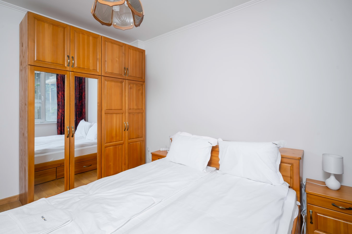 1BD flat with Desk on Russian Monument Square 13 Flat Manager Booking