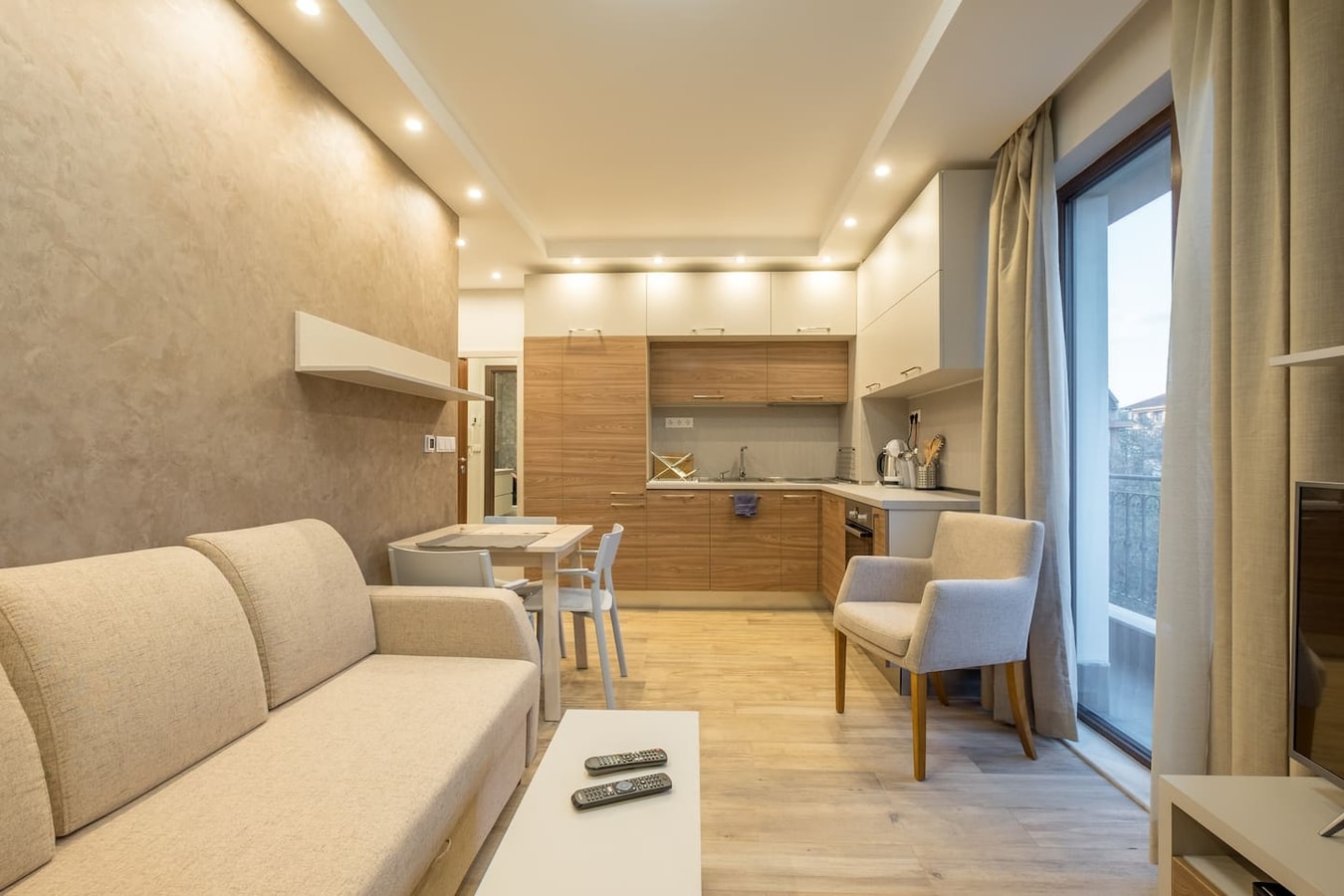 M&M Modern & Multifunctional One Bedroom Apartment 8 Flat Manager Booking