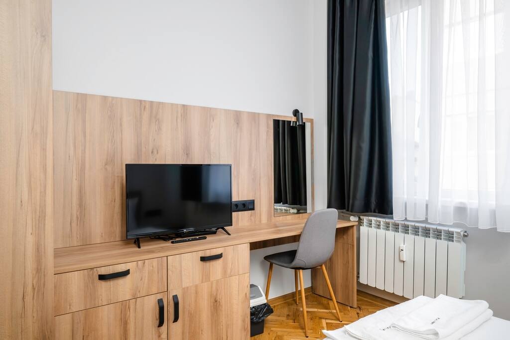 Cozy Studio Near Alexander Nevski Cathedral - Yang Flataway