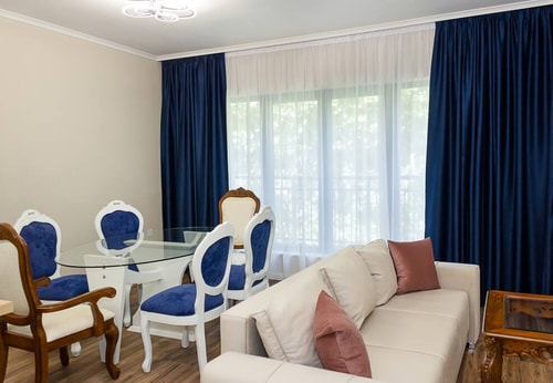 2BD Home In The Heart Of Varna with Parking - Blue 5 Flataway