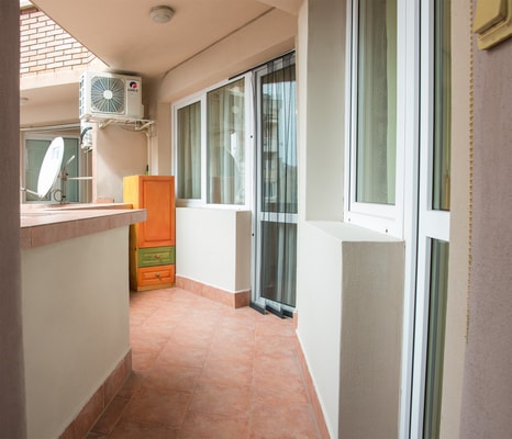 GLORIOUS - 2-Bedroom apartment near Youth Hill 18 Flat Manager Booking