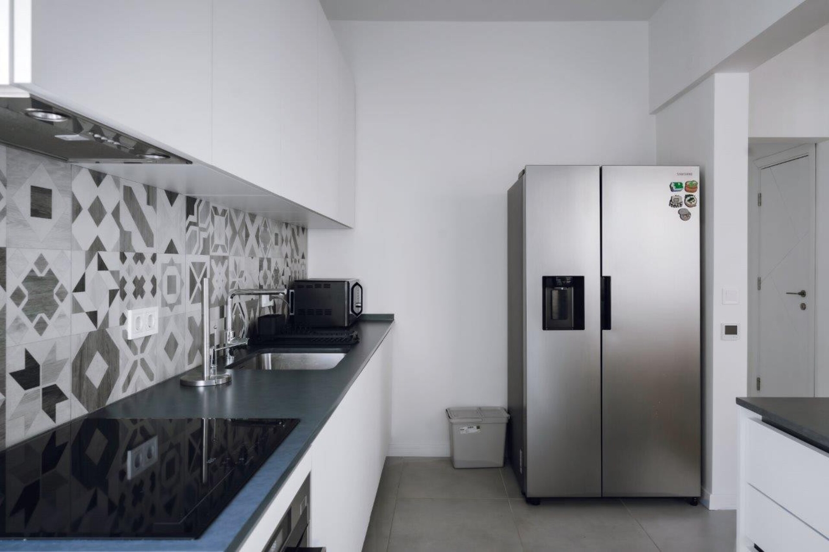 Luminous Central Retreat: Spacious 2BD Apartment 16 Flat Manager Booking