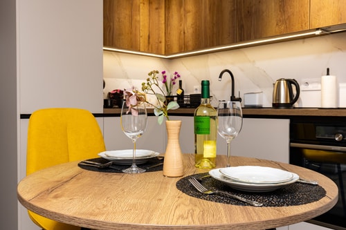 Stylish 1BD with Desk in Karshiaka 20 Flat Manager Booking