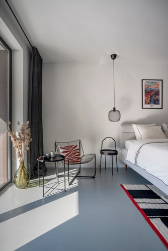 Aviva City Stay – 3 Private Studios Downtown 4 Flat Manager Booking