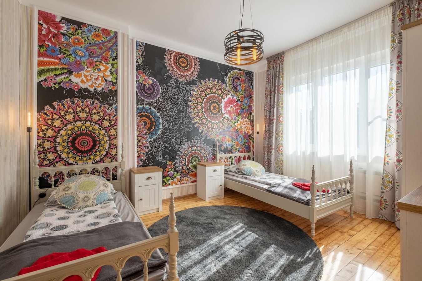 ARTilcious Two Bedroom Park View Apartment 2 Flat Manager Booking