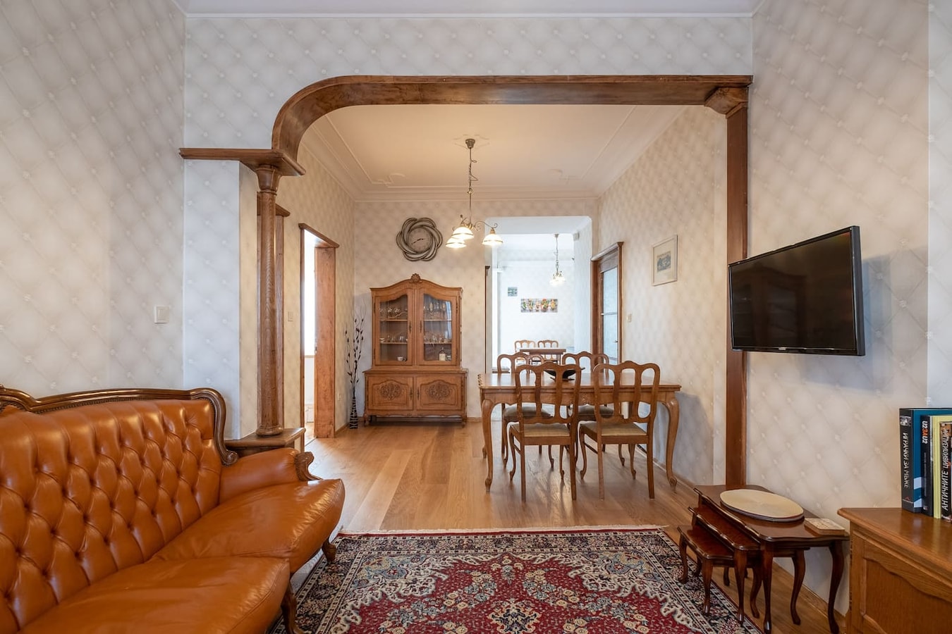 ARTilcious Two Bedroom Park View Apartment 11 Flat Manager Booking