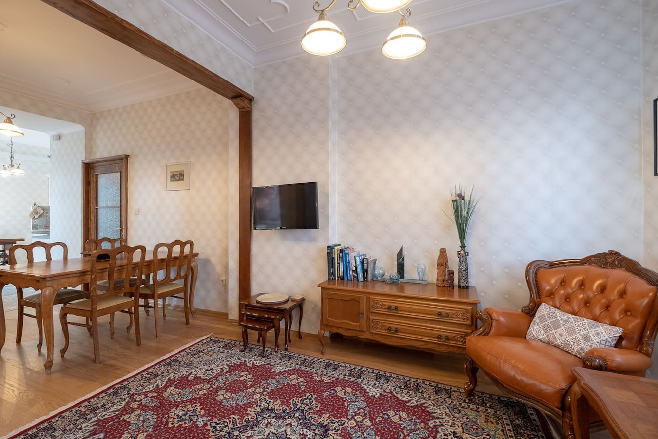 ARTilcious Two Bedroom Park View Apartment 12 Flat Manager Booking