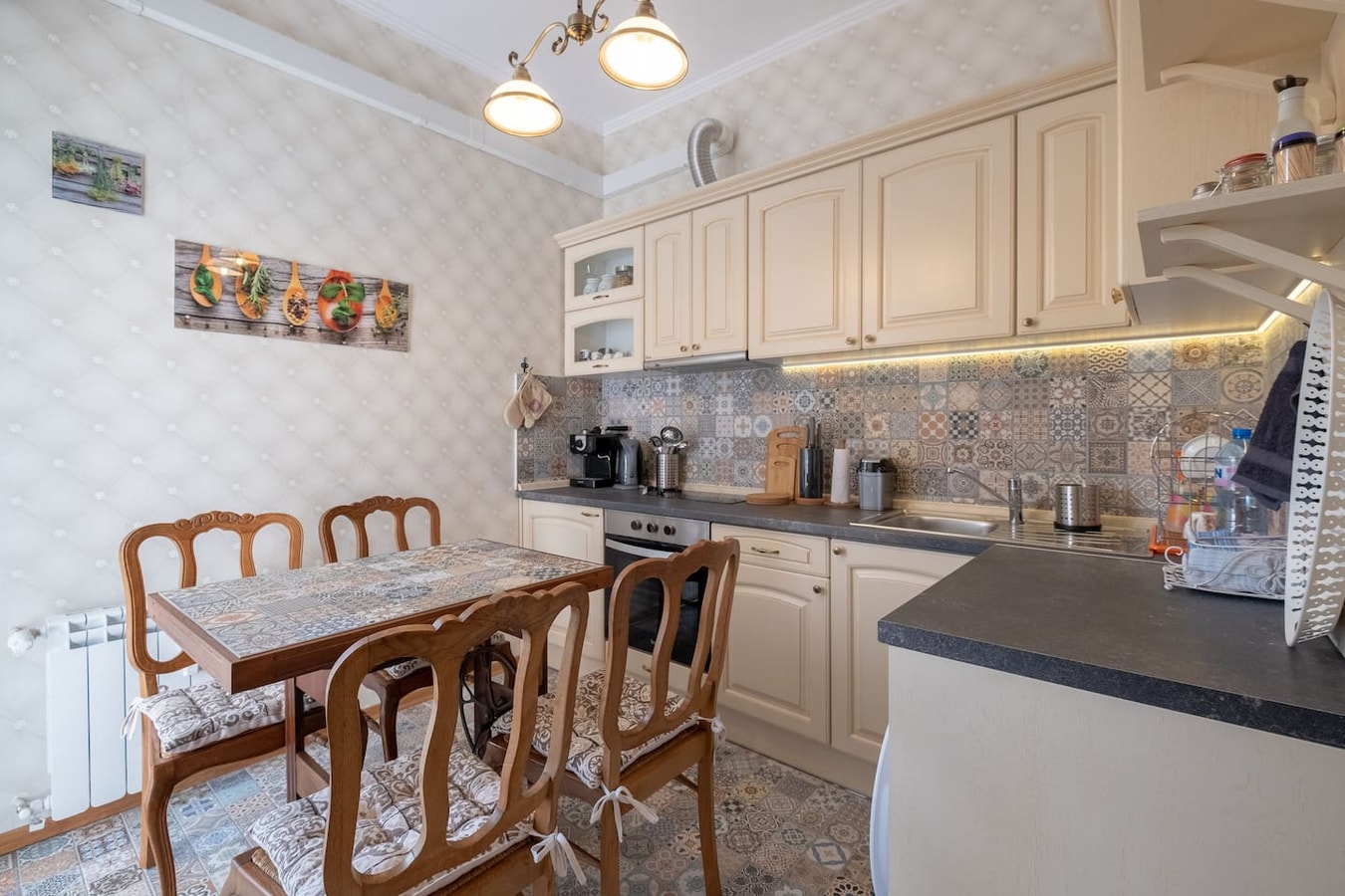 ARTilcious Two Bedroom Park View Apartment 14 Flat Manager Booking
