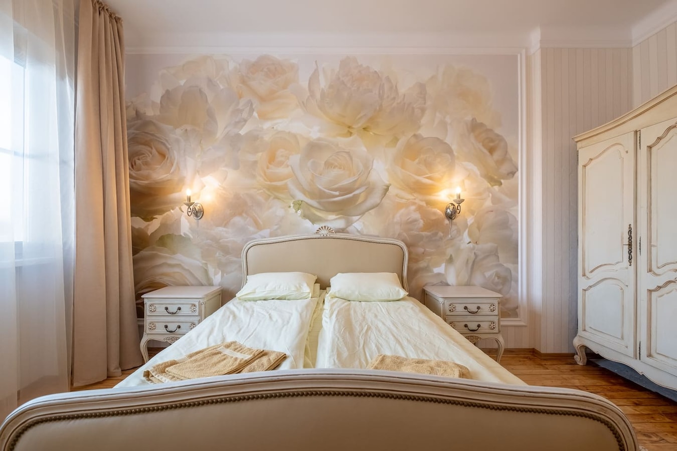 ARTilcious Two Bedroom Park View Apartment 19 Flat Manager Booking