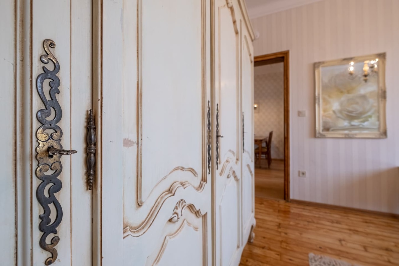 ARTilcious Two Bedroom Park View Apartment 21 Flat Manager Booking