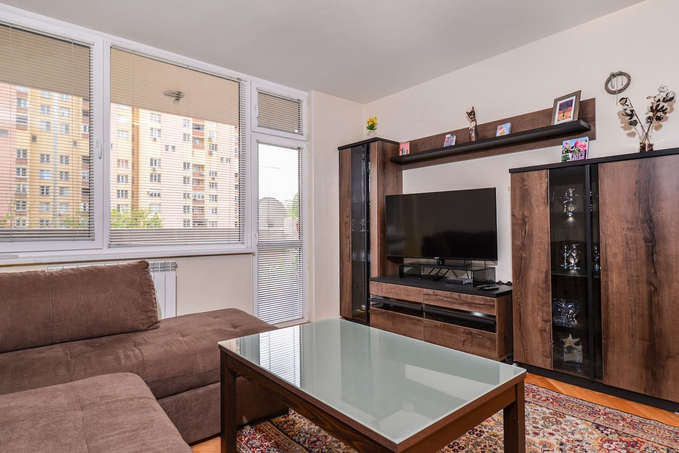 Comfortable One Bedroom Apartment in Zona B5 1 Flat Manager Booking
