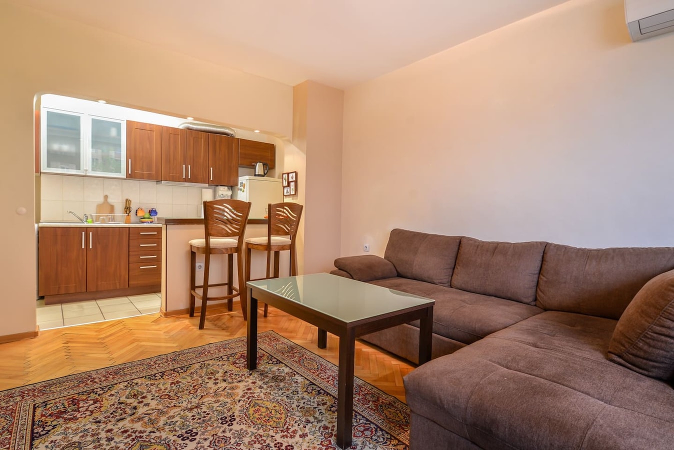Comfortable One Bedroom Apartment in Zona B5 0 Flat Manager Booking