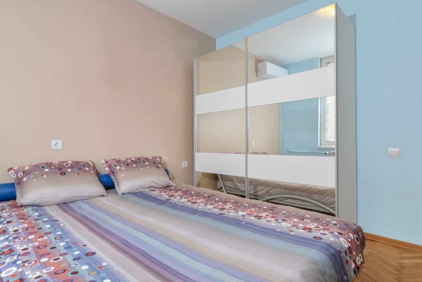 Comfortable One Bedroom Apartment in Zona B5 8 Flat Manager Booking