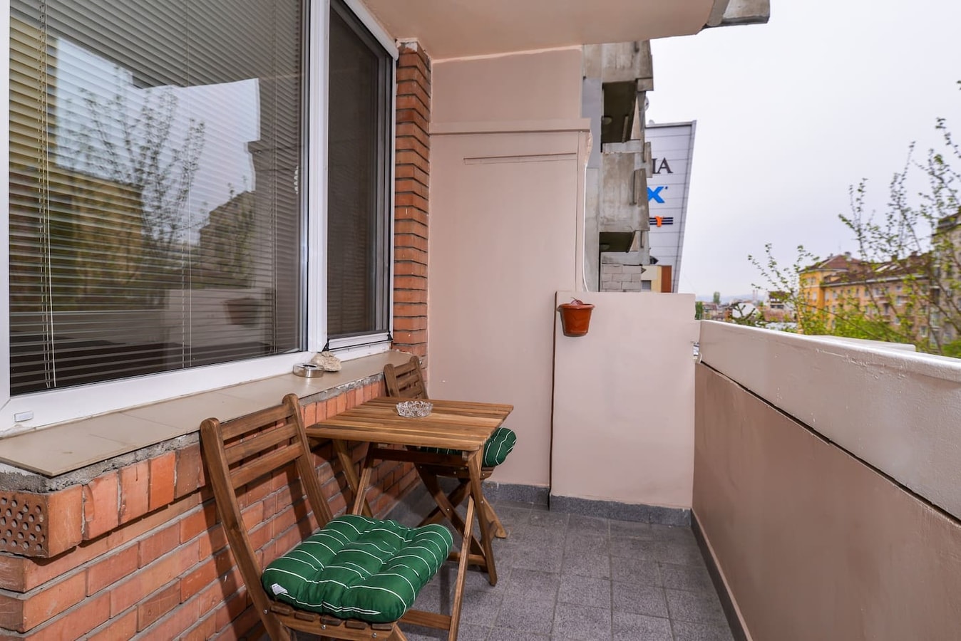 Comfortable One Bedroom Apartment in Zona B5 15 Flat Manager Booking