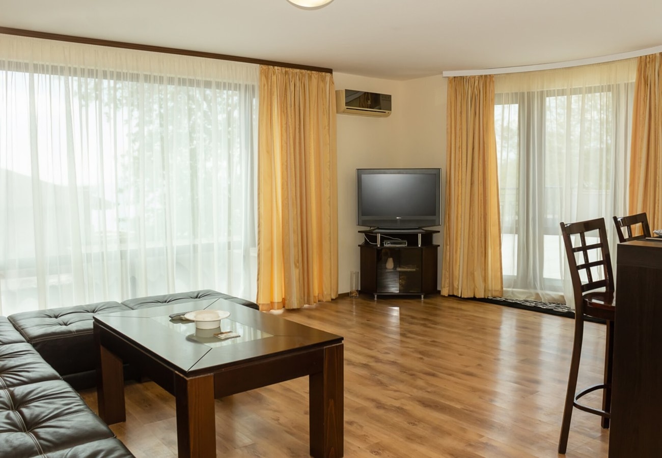 Cozy 1BD Apartment with a Spacious Terrace 9 Flat Manager Booking
