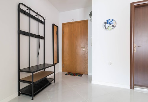 Pop your C-O-L-O-R-S - Funky and Modern 1BDR. Apt. 32 Flat Manager Booking