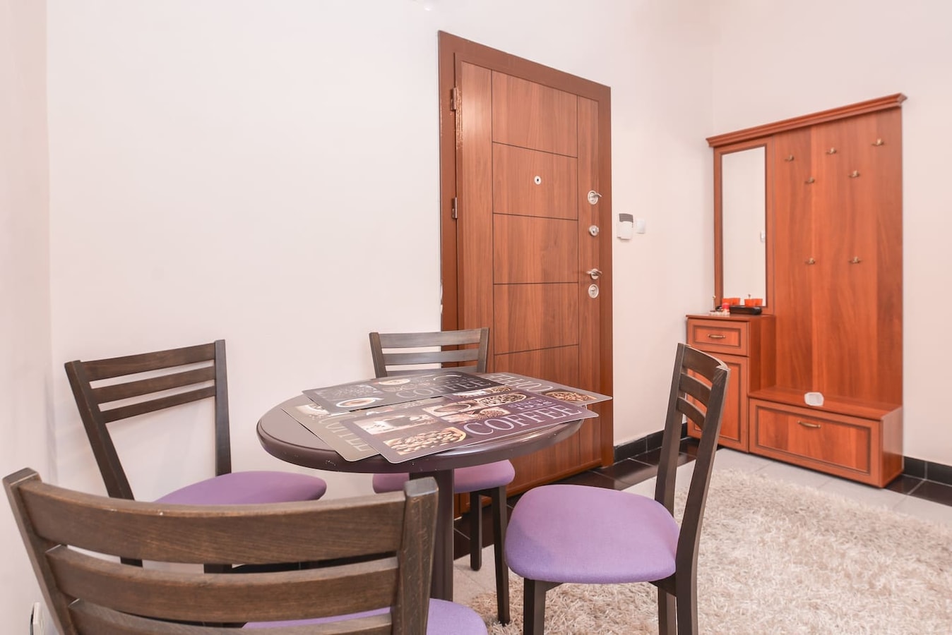 TOP CENTER The Coffee House One Bedroom Apt Flataway
