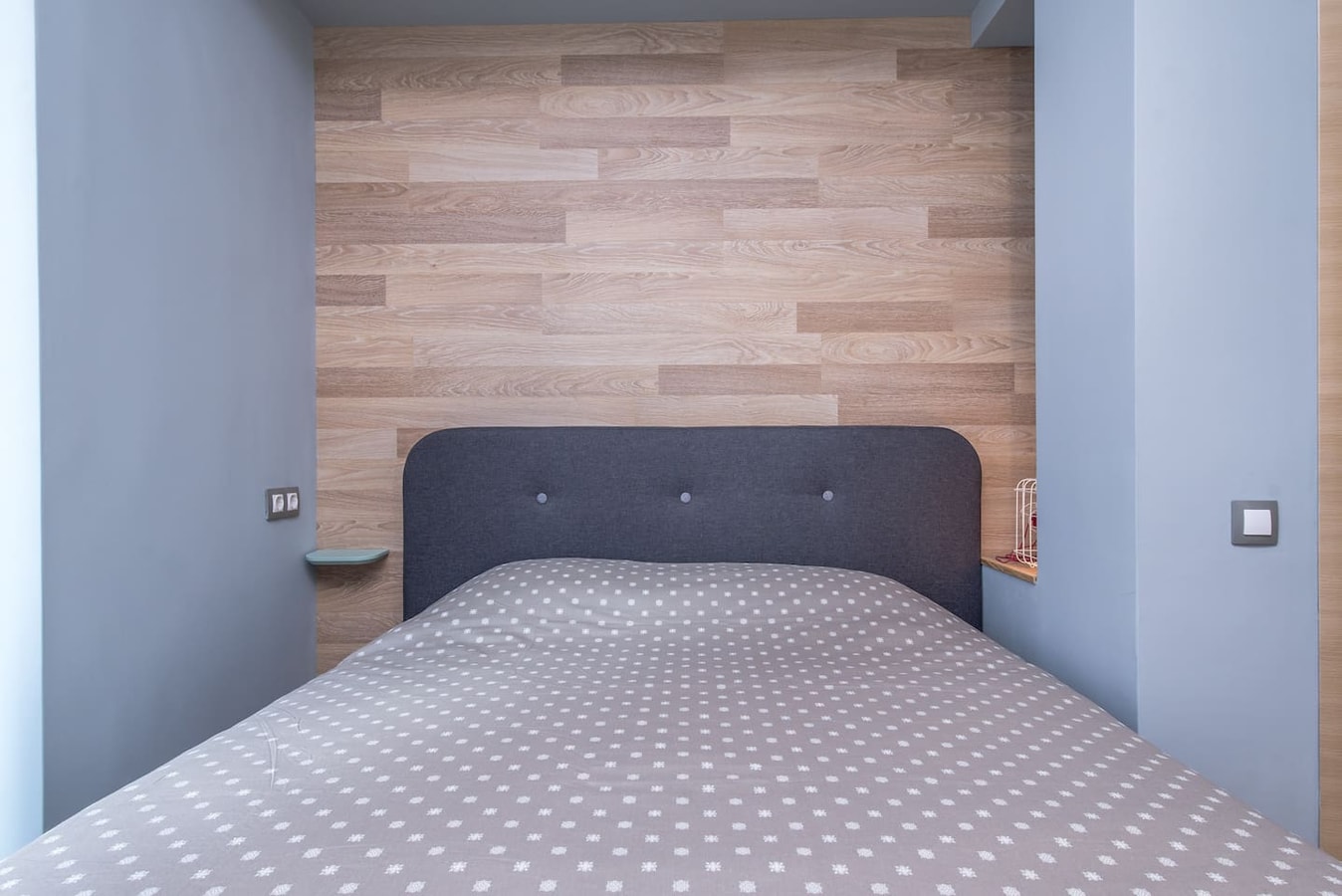 Dondukov Boulevard Two Bedroom Designer Suite 13 Flat Manager Booking