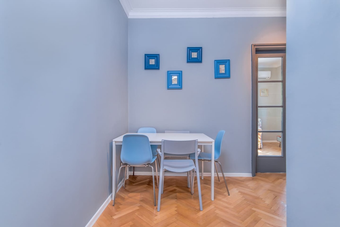 Dondukov Boulevard Two Bedroom Designer Suite 9 Flat Manager Booking