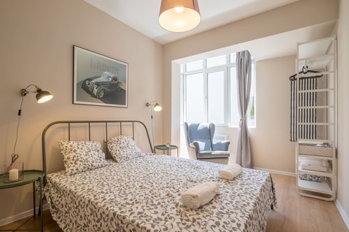 Enjoy The Ride | 2-BDR Lozenec Central Apartment 2 Flat Manager Booking