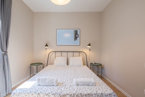 Enjoy The Ride | 2-BDR Lozenec Central Apartment 4 Flat Manager Booking