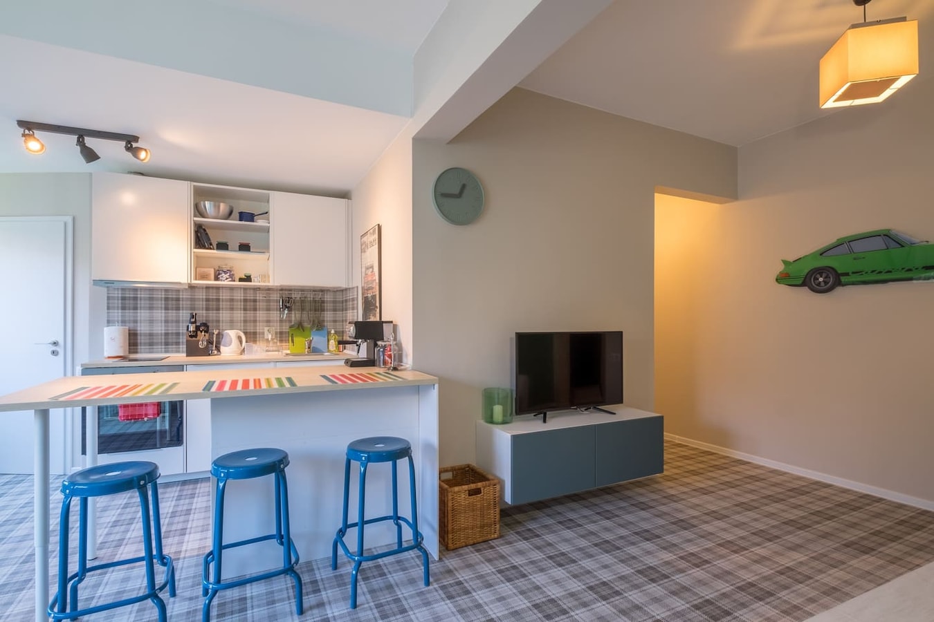 Enjoy The Ride | 2-BDR Lozenec Central Apartment 9 Flat Manager Booking