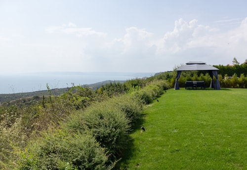 Luxury 4-bedroom Villa in Black Sea Rama Resort 70 Flat Manager Booking