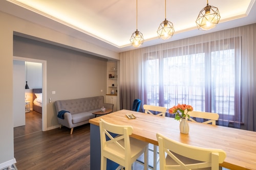 Designer & Cozy 2BD Flat In the city center 14 Flat Manager Booking
