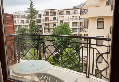 Golden Sands Center ~ 1BD Flat with Balcony 11 Flat Manager Booking