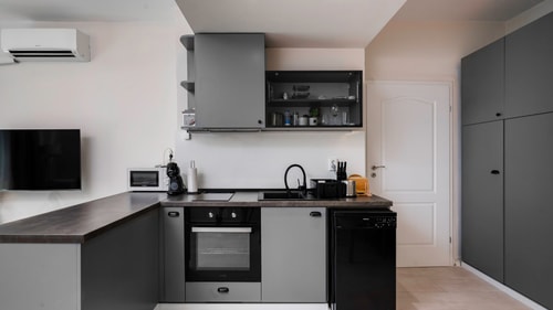Cosy&Modern 1BD Apt close to NDK 12 Flat Manager Booking